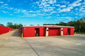 Storage King USA - 120 - College Station, TX - Wellborn Road - Photo 17