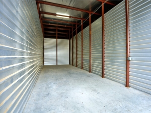 Storage King USA - 183 - Conroe, TX - Hwy 242 - Photo 4