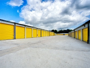 Storage King USA - 183 - Conroe, TX - Hwy 242 - Photo 5