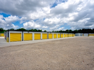 Storage King USA - 183 - Conroe, TX - Hwy 242 - Photo 13