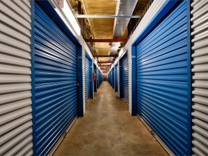 Storage King USA - 183 - Conroe, TX - Hwy 242 - Photo 16