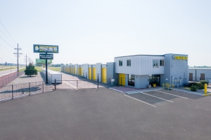 Storage King USA - 076 - Colorado Springs - Platte Ave - Photo 4