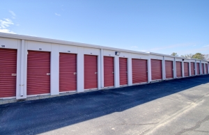 Storage King USA - 014 - Hope Mills, NC - US Hwy 301 S - Photo 19