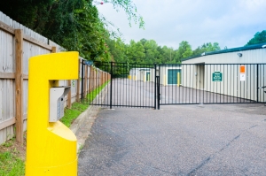 Storage King USA - 025 - Moncks Corner, SC - S. Live Oak Dr - Photo 3