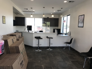 Storage King USA - 042 - Phoenix, AZ - Encanto - Photo 4