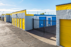 Storage King USA - 049 - Tucson, AZ - N. 1st Ave - Photo 7