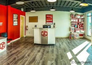 CubeSmart Self Storage - 3200 W Tennessee St - FL - Photo 2