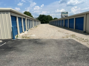 Dove Storage - Peebles - Photo 3