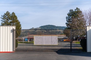 Stor-N-Loc - Photo 14