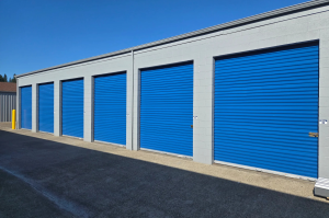 West Coast Self-Storage Lake Oswego West - Photo 4
