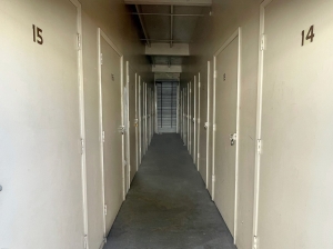 US Storage Centers - Santa Fe Springs - Florence Ave - Photo 7