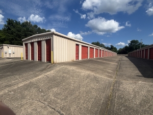 Storage Depot - Hope - Photo 4