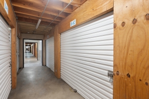 Huntington Park Self Storage - Photo 9