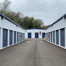 Compass Self Storage - Compass Self Storage - Elfinwild (255) - Photo 4