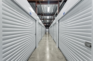 Compass Self Storage - Compass Self Storage - Frontage Rd. (136) - Photo 4