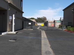 Purely Storage - Lancaster - 10th Street West - Photo 8