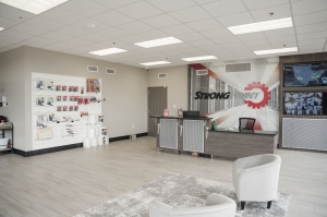 StrongPoint Self Storage - Youngsville - 5606 Ambassador Caffery Parkway - Photo 7