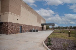 StrongPoint Self Storage - Youngsville - 5606 Ambassador Caffery Parkway - Photo 8