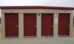Purely Storage - Shafter - Beech Ave - Photo 4