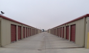 Purely Storage - Shafter - Beech Ave - Photo 5