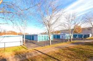 Advanced Self Storage - Photo 3