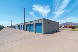10 Federal Storage - Lexington Dr - Photo 6
