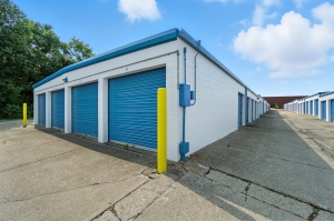 Stronghold Self Storage- Eastgate - Photo 2