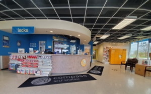 Compass Self Storage - Compass Self Storage - Grand River (202) - Photo 5