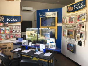 Compass Self Storage - Compass Self Storage - Nicholson (252) - Photo 2