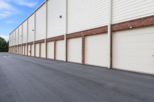 Compass Self Storage - Compass Self Storage - Senoia II (421) - Photo 3