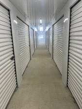 SUPER GIANT STORAGE - Photo 3