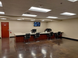 Extra Space Storage - 2262 - Henderson - E Sunset Rd