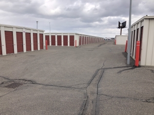 Five Star Storage - Five Star Storage - 34th Ave - Photo 2