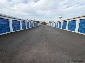 CubeSmart Self Storage - Photo 4