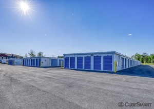 CubeSmart Self Storage - Photo 4