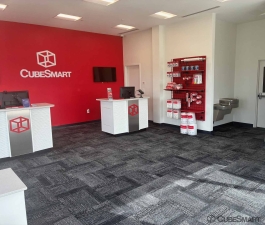 CubeSmart Self Storage - 3020 South Federal Highway - Fl - Photo 2