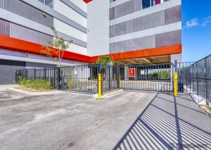 CubeSmart Self Storage - 3020 South Federal Highway - Fl - Photo 8