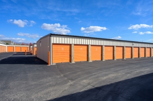 Stor-It Self Storage - State Street Location - Photo 3