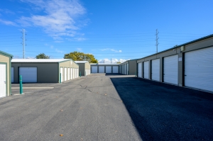 Stor-It Self Storage - Cloverdale Location - Photo 3
