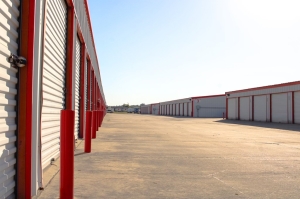 Good Boy Storage - 4747 River Rd - Photo 6