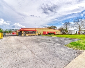 Devon Self Storage, LLC - Devon Self Storage - 9299 - Fernandina