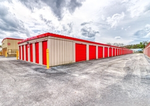 Devon Self Storage, LLC - Devon Self Storage - 9299 - Fernandina - Photo 2
