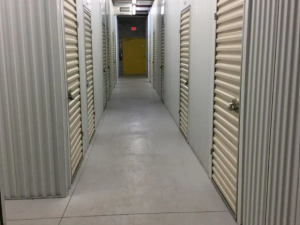 Storage Rentals of America - Fort Myers - Solomon - Photo 2