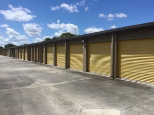 Storage Rentals of America - Vero Beach - 8485 20th
