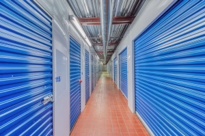 Avid Storage - Geyer Springs - Photo 5