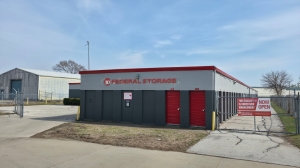 10 Federal Storage - Fuller St