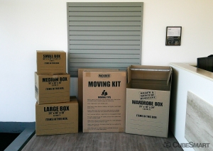 CubeSmart Self Storage - 5650 Northeast Ferncroft Rd - OR - Photo 6