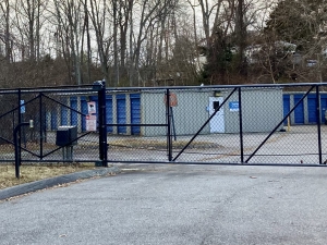 Atrium Storage - 1010 Poquonnock Rd - Photo 2