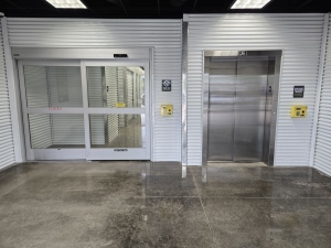 Extra Space Storage - 5097 - San Antonio - 4618 San Pedro Ave - Photo 6
