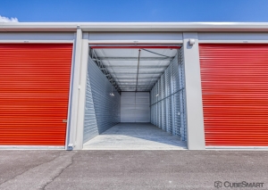 CubeSmart Self Storage - 22940 U.S. 27 - FL - Photo 4